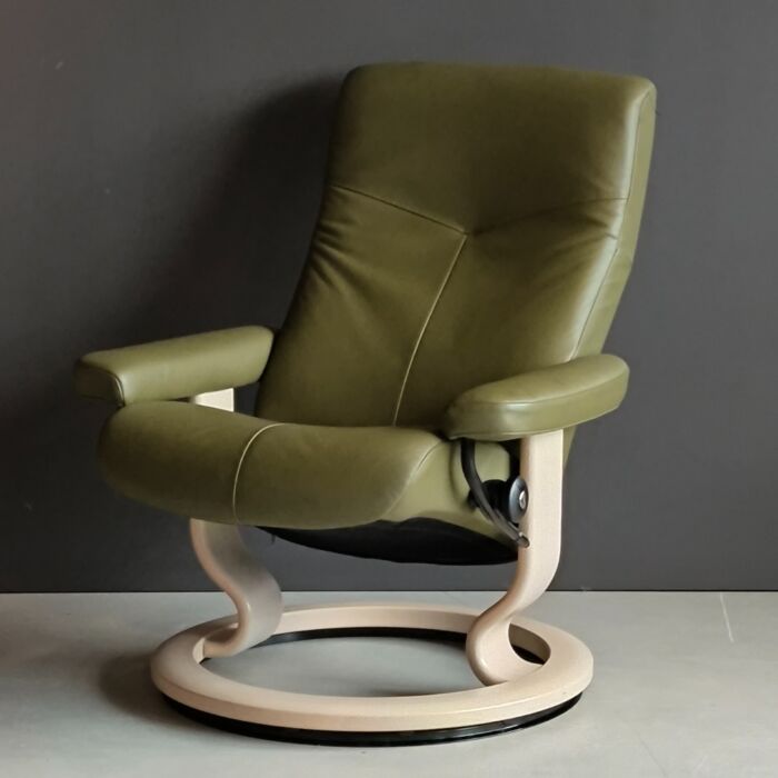 Showroom Stressless Dover Small Classic 